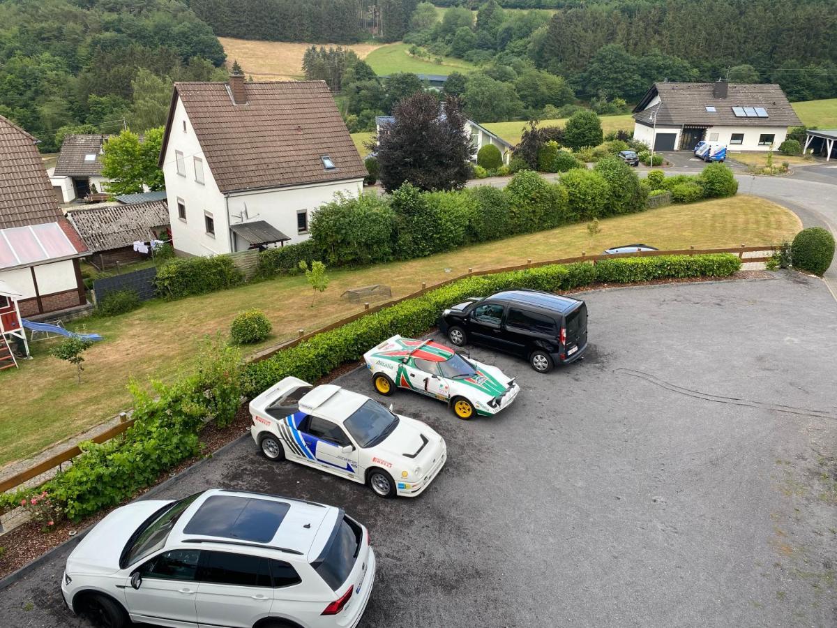 Hotel Garni Zum Adenauer Forst Wimbach Zewnętrze zdjęcie